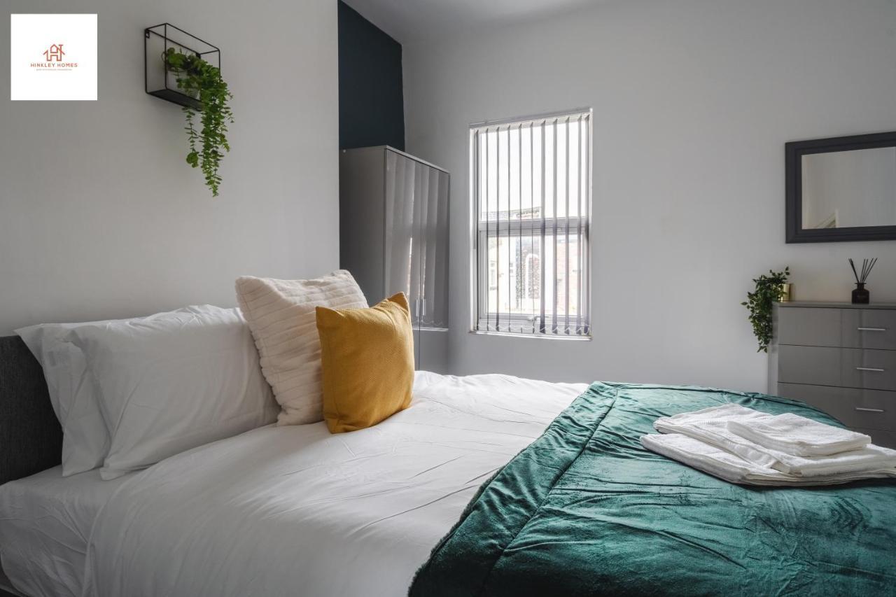 Immaculate 4 Bed In Liverpool By Hinkley Homes Short Lets & Serviced Accommodation المظهر الخارجي الصورة